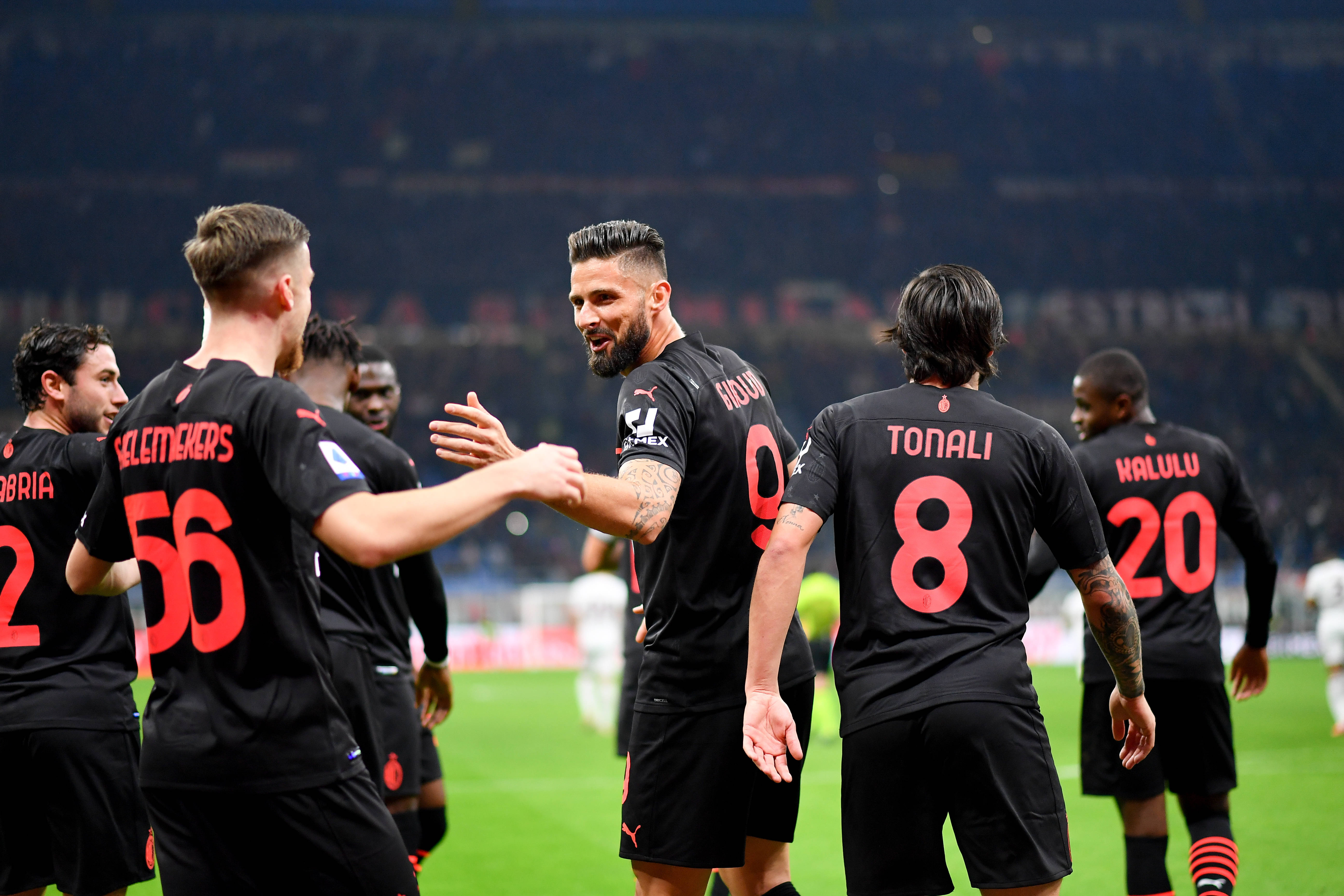 白科比？美媒对比里夫斯和科比前五个赛季数据，几乎一模一样