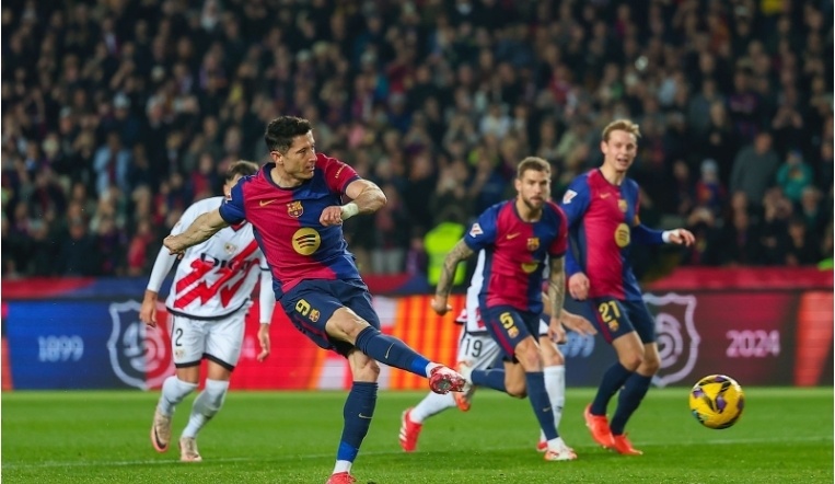 意杯战报：卡斯特罗头球绝杀，博洛尼亚2-1帕尔马