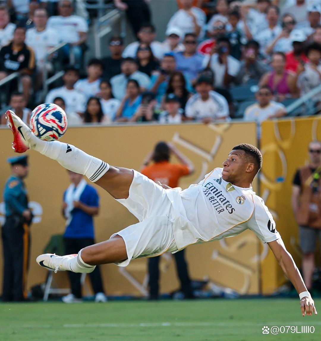 埃迪·豪：球队没有足够球员进行轮换，欧冠目标是晋级淘汰赛