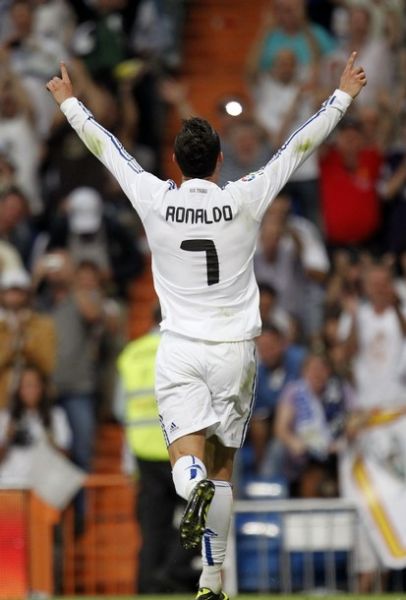 佩杜拉：尤里-阿尔贝托转会费降至2500万欧，但罗马没有进展