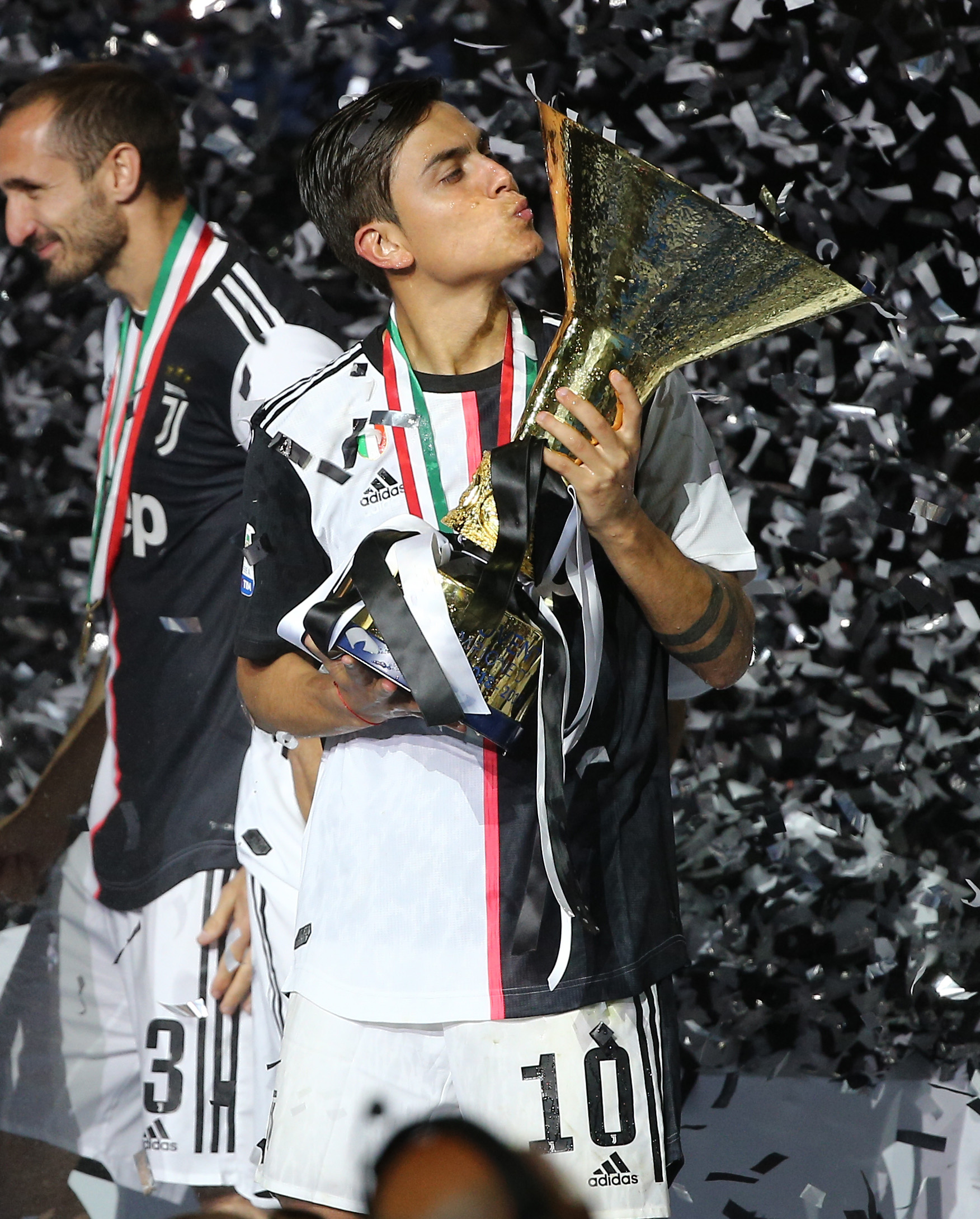 皇马维尼修斯关键进球助球队取胜