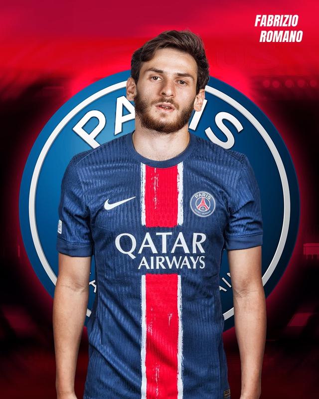 魏登费勒：都在猜诺伊尔是否回归德国队，这对鲍曼而言不公平