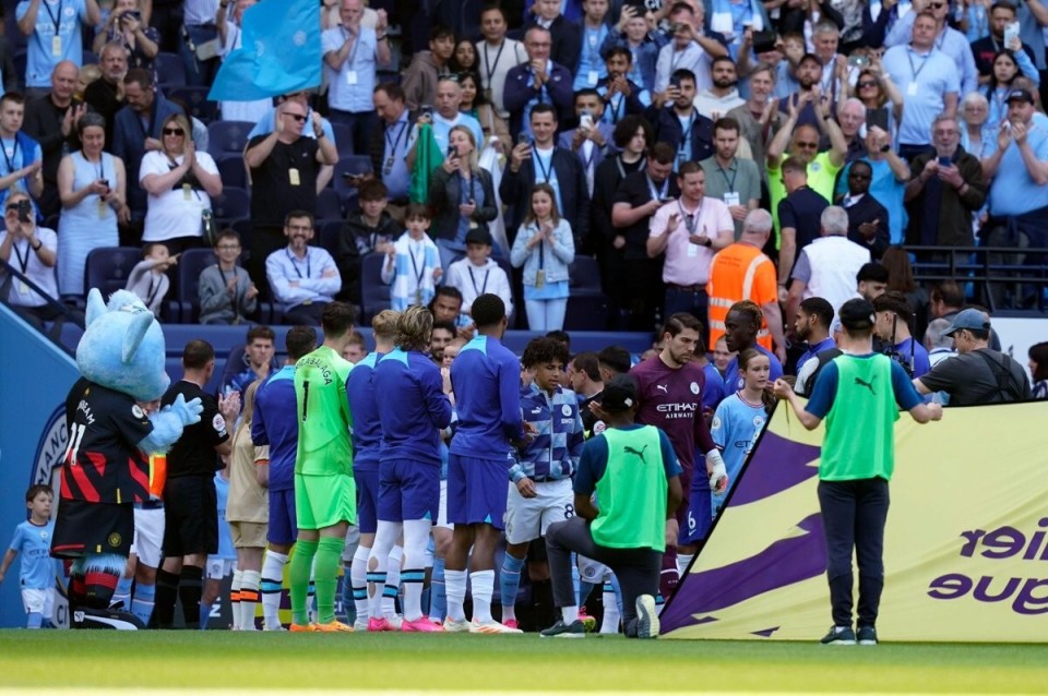 每体：法比奥-席尔瓦寻求在冬窗离开多特并回到西班牙踢球